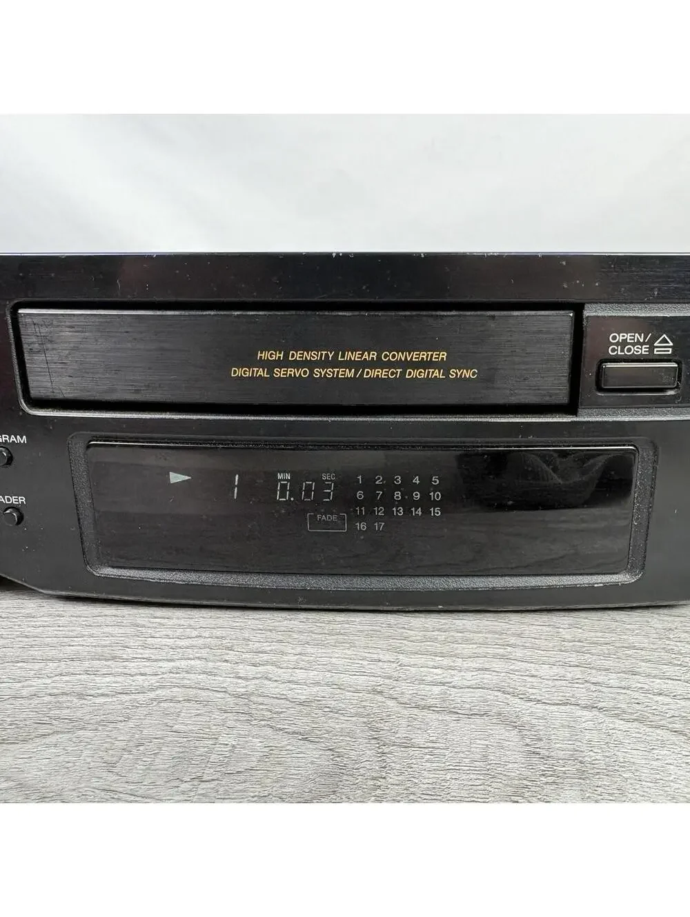 SONY CDP-M33 High Density Linear Converter Compact Disc Player Tested No Remote